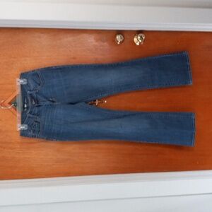 NWOT Old Navy boot cut size 8 jeans